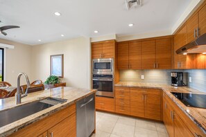 Condo, 2 Bedrooms | Private kitchen | Coffee/tea maker, fridge, oven, toaster - Makena Surf, #f-109 2 Bedroom Condo (Kihei)
