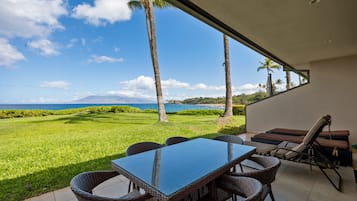 Condo, 2 Bedrooms | Outdoor dining