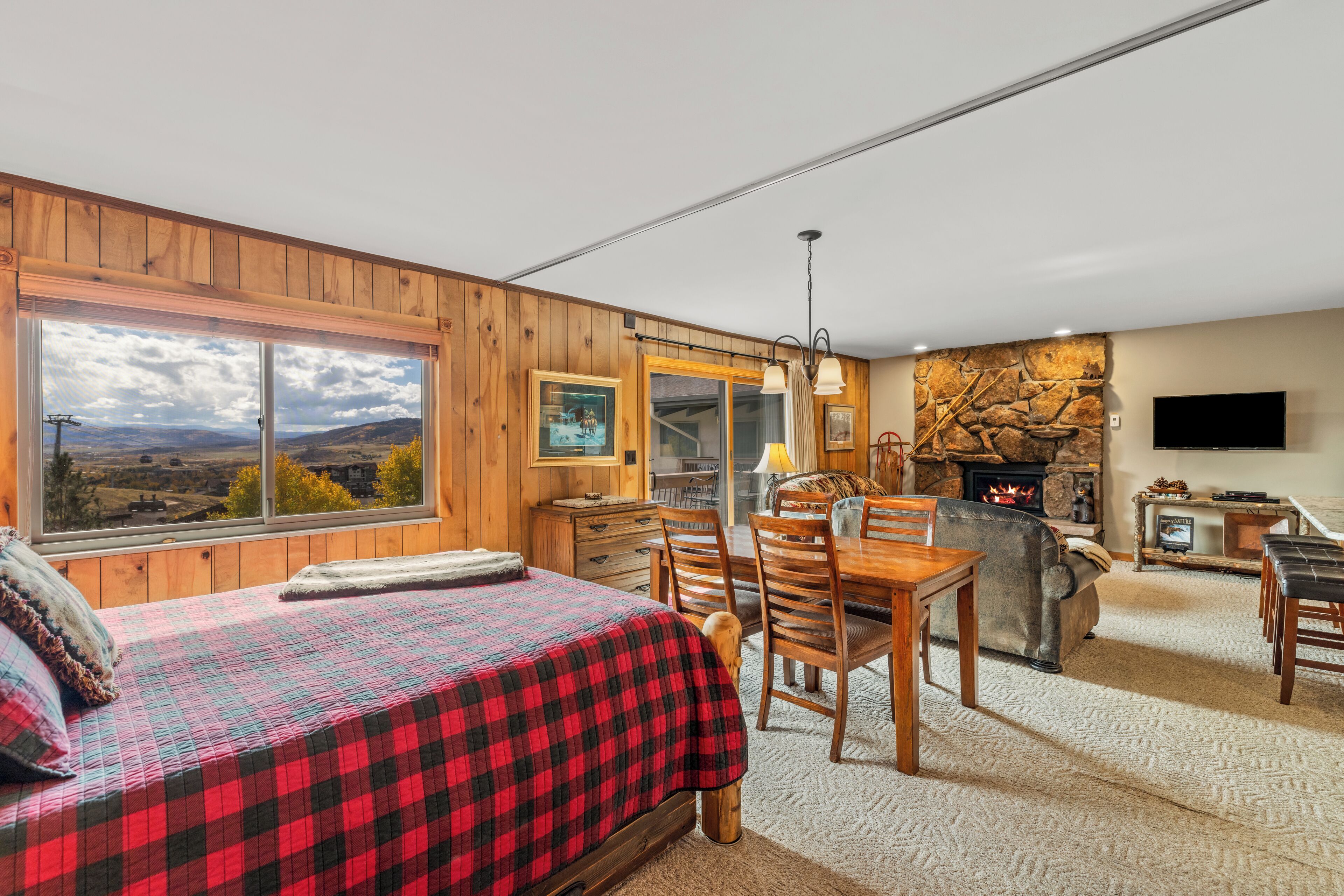 1 camera, accesso a Internet, lenzuola