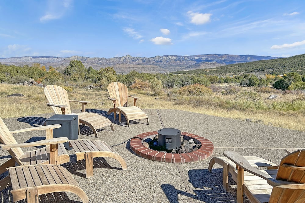 Lone Eagle Haven 3 Bedroom Home - Grand Mesa, CO
