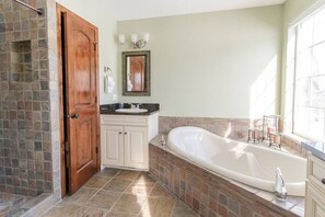 Bathroom - Lone Eagle Haven 3 Bedroom Home (Mesa)