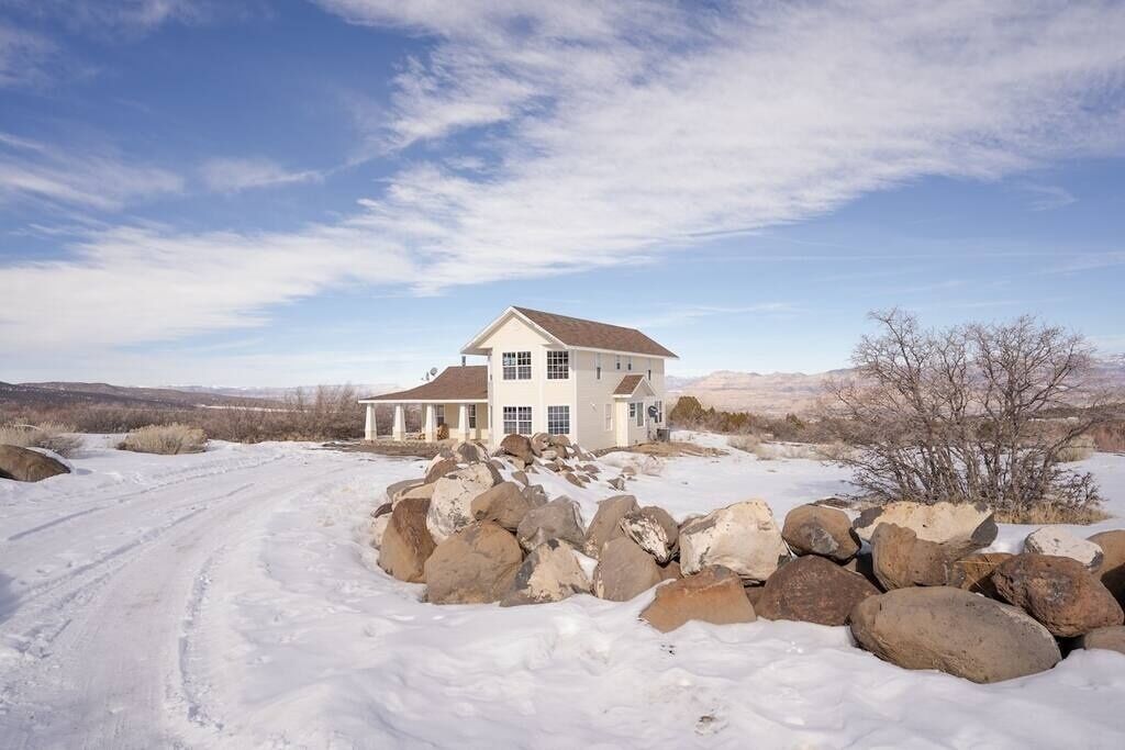 House, 3 Bedrooms | Exterior