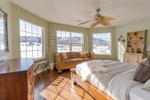 House, 3 Bedrooms | 3 bedrooms, iron/ironing board, free WiFi - Lone Eagle Haven 3 Bedroom Home (Mesa)