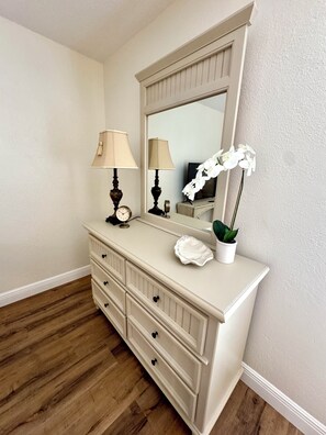 Interior - COMFORT & CHARM AWAIT IN THIS MALLORY VILLAGE HOME JUST MINS TO SUMTER LANDING! (The Villages)