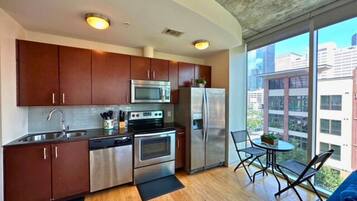 Apartment, Accessible | Private kitchen