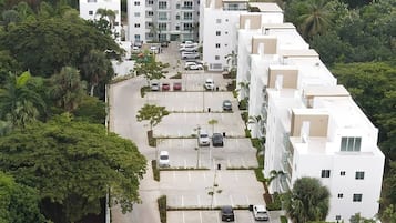 Appartement, 3 slaapkamers, balkon, uitzicht op zwembad | Exterieur