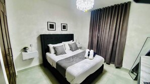 Appartement, 3 chambres, balcon, vue piscine