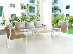 Apartment, 3 Schlafzimmer, Balkon, Poolblick | Innenbereich