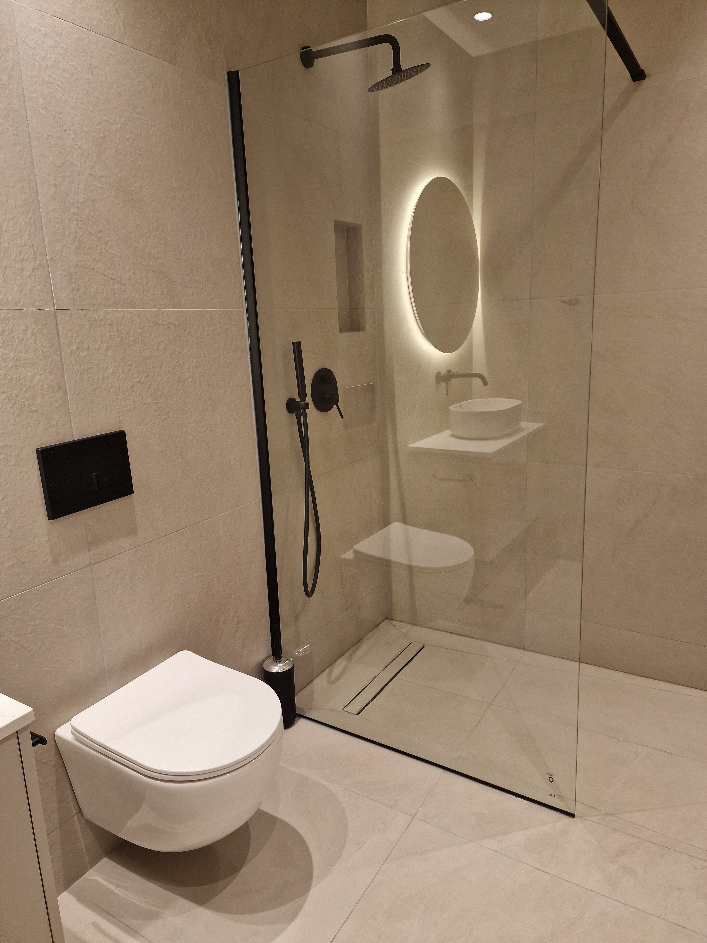 Towels, toilet paper