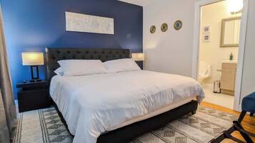 3 soverom, strykejern/-brett, wi-fi og sengetøy