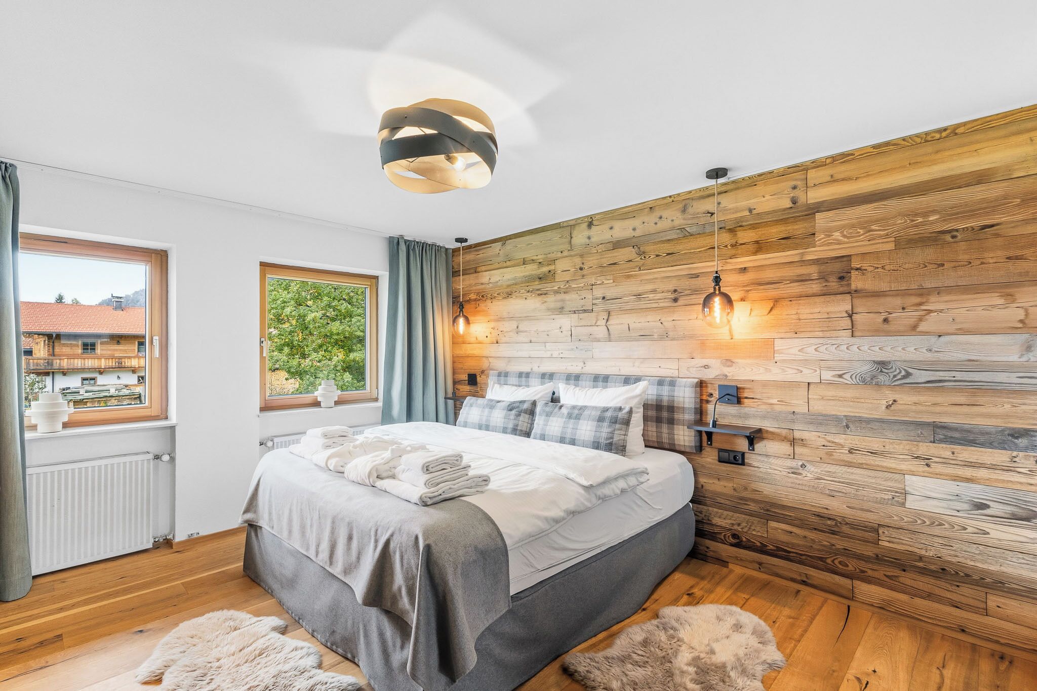 2 chambres, lit parapluie, Wi-Fi gratuit, draps fournis