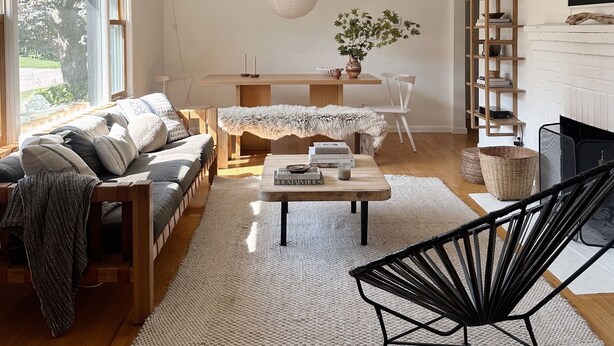 Living area - Aster House / A thoughtfully curated and convenient South Burlington home (South Burlington)