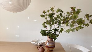 Dining - Aster House / A thoughtfully curated and convenient South Burlington home (South Burlington)