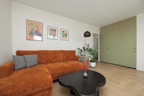 TV, offices