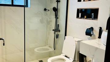 Chambre Double Exécutive, vue ville | Salle de bain