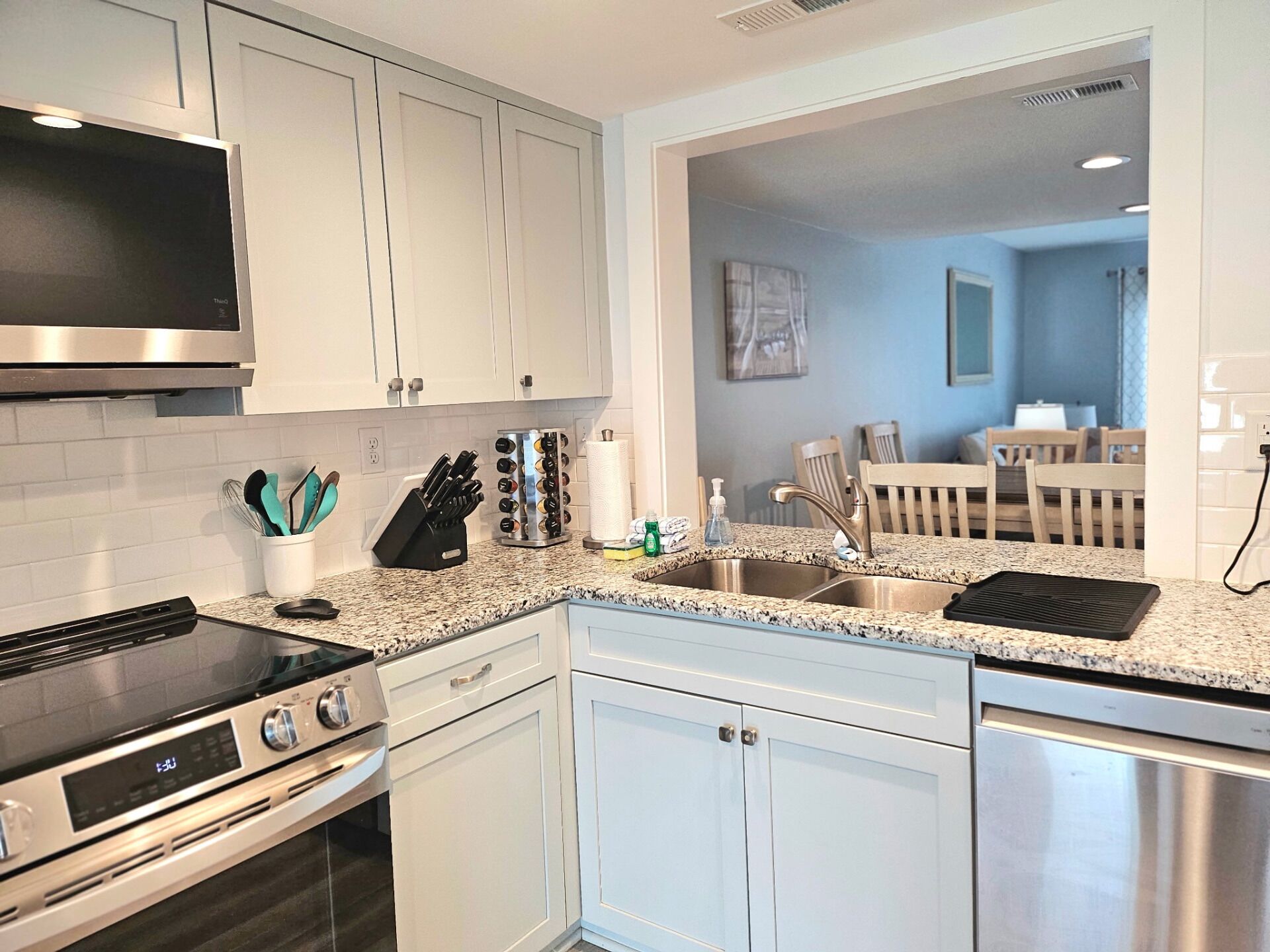 Wasserkocher mit Kaffee-/Teezubehör, Kochgeschirr/Geschirr/Besteck