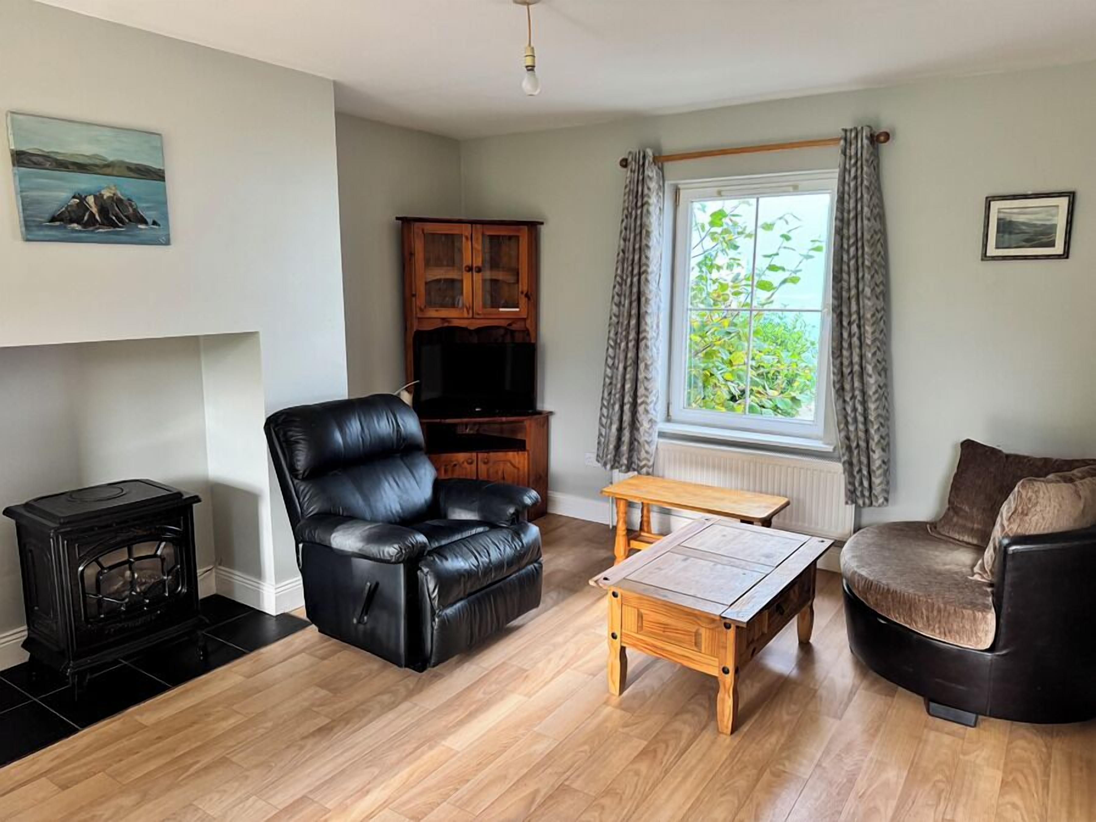 Classic Cottage | Garden view