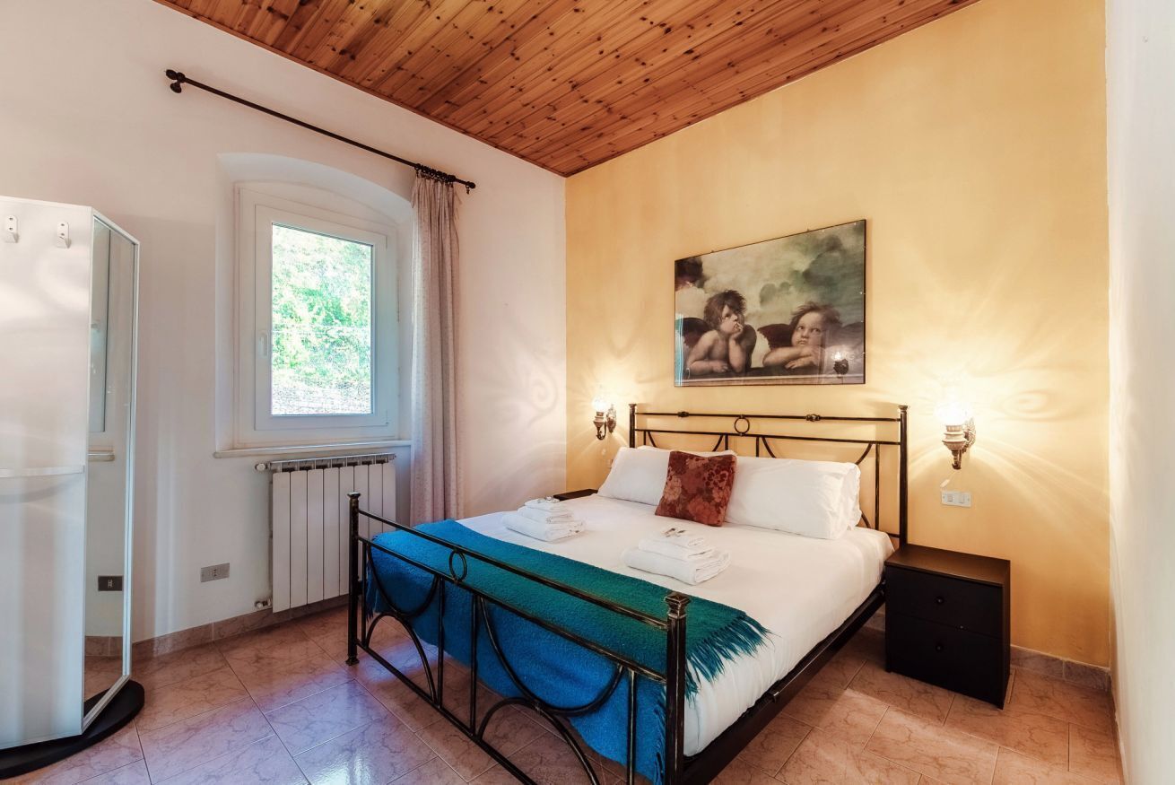 3 bedrooms, iron/ironing board