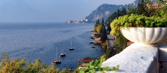 Lake-view villa (Varenna Wonders)