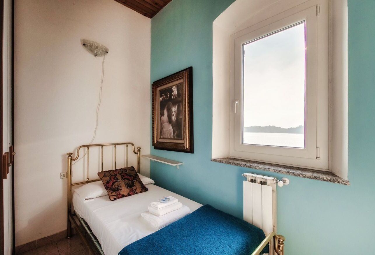 3 bedrooms, iron/ironing board