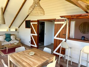 Outdoor dining - Villa Trinidad - Caribbean Shelter (Bouillante)