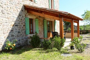 Terrace/patio - Combefa - TONNAC - Gîte (TONNAC)