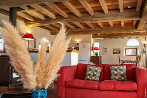 Living area - Le Poulailler de La Soursol (RIVIERES)