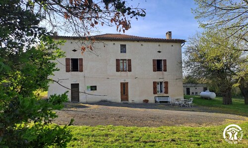 Rebellat - SAINT-JULIEN-DU-PUY