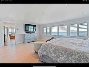 4 habitaciones, tabla de planchar con plancha, wifi y ropa de cama 