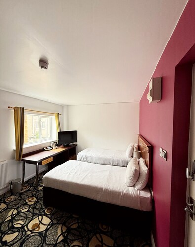 Twin Room Ensuite - Simplystay Lincoln Road