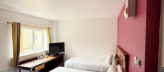 Twin Room Ensuite - Simplystay Lincoln Road