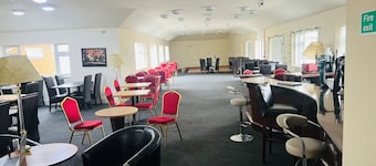 Double Room With Private Bathroom - Simplystay Lincoln Road