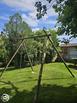 Children's area - La Souque - MONTVALEN (MONTVALEN)