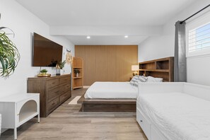 4 多间卧室、熨斗/熨衣板、WiFi、床单