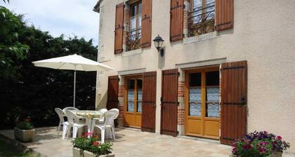 La Teulière - LOMBERS - Gîte