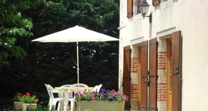 La Teulière - LOMBERS - Gîte