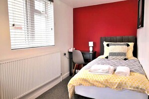 1 bedroom, iron/ironing board, free WiFi, bed sheets - Single Room Shared Bathroom - Hamilton (Lincoln)