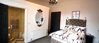 Double Room with Private Bathroom   - Hamilton