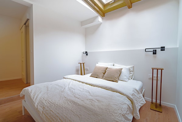 Iron/ironing board, free WiFi - The Vlasta Collection Rooms (Zagreb)
