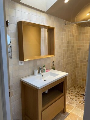 Dusche, Haartrockner