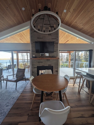 Scenic year round cabin at Lac La Nonne