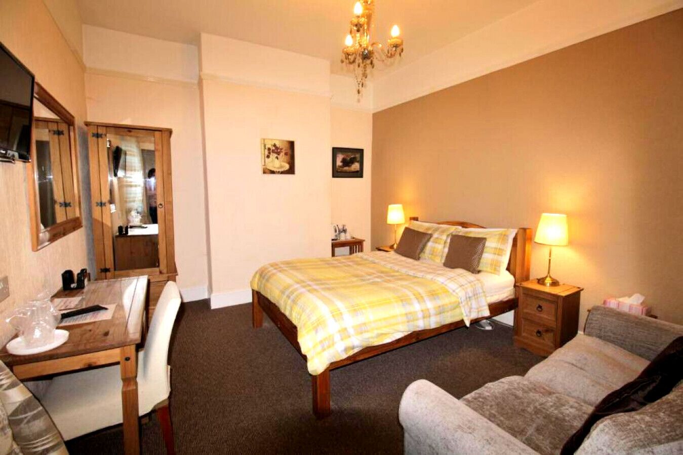 1 bedroom, iron/ironing board, free WiFi, bed sheets