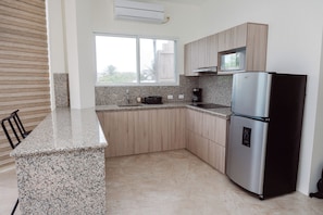 Caja de seguridad en la habitación y wifi gratis