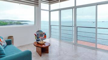 In-room safe, free WiFi