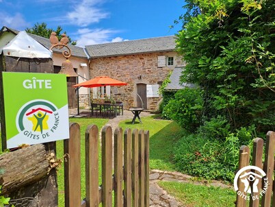Calouze - GIJOUNET - Gîte