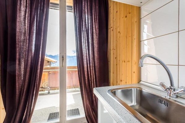 Interior - Hotel Sterne - Twin Room (Beatenberg)