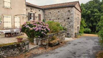 Restauration extérieure