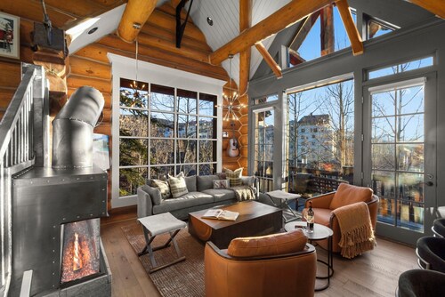 See Forever Luxury Cabin - Walk to Gondola + Views