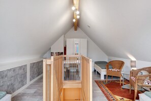 Interior - Holiday Apartment 'Ferienwohnung 2 Haus Schmiedeweg' with Private Terrace and Wi-Fi (Bad Krozingen)