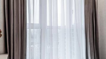 Leilighet – comfort | Blendingsgardiner, strykejern/-brett og wi-fi (inkludert)